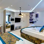 Diamond Rain Boutique Hotel