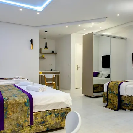 Diamond Rain Boutique 4*