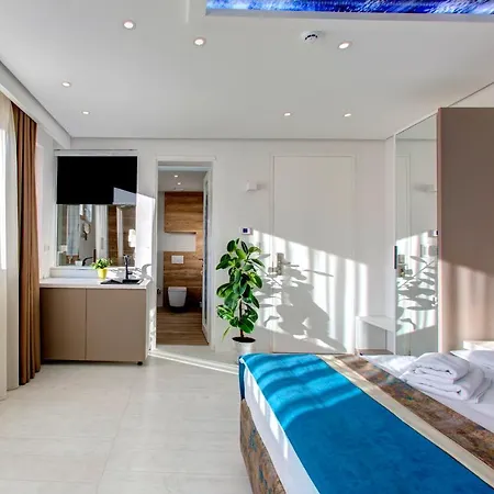 Hotel Diamond Rain Boutique