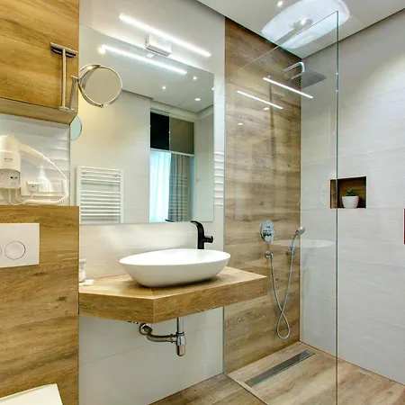 Hotel Diamond Rain Boutique 4*