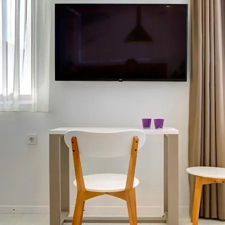 Diamond Rain Boutique Szálloda