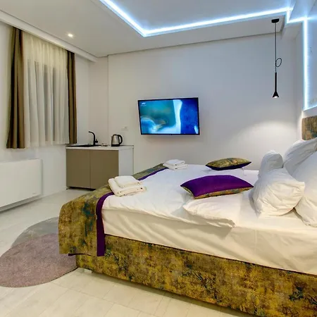 Diamond Rain Boutique 4*