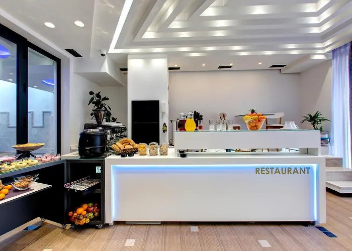 Diamond Rain Boutique 4*