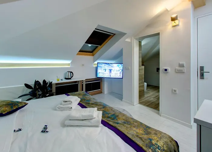 酒店 Diamond Rain Boutique 4*